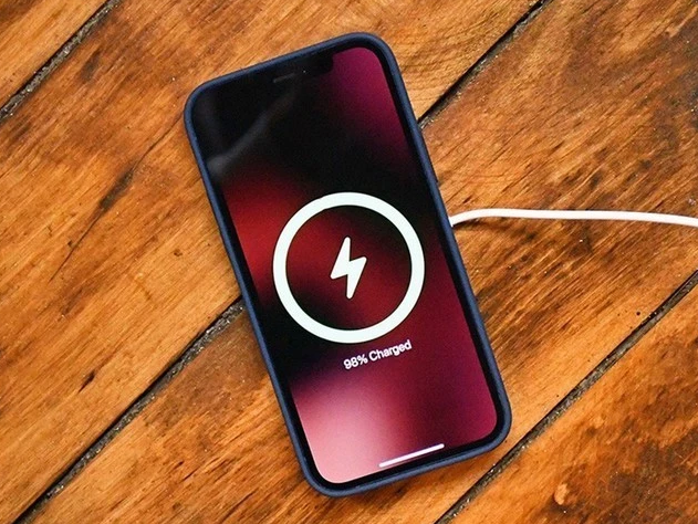 平罗苹果手机维修分享iPhone 12可以随便充电吗 